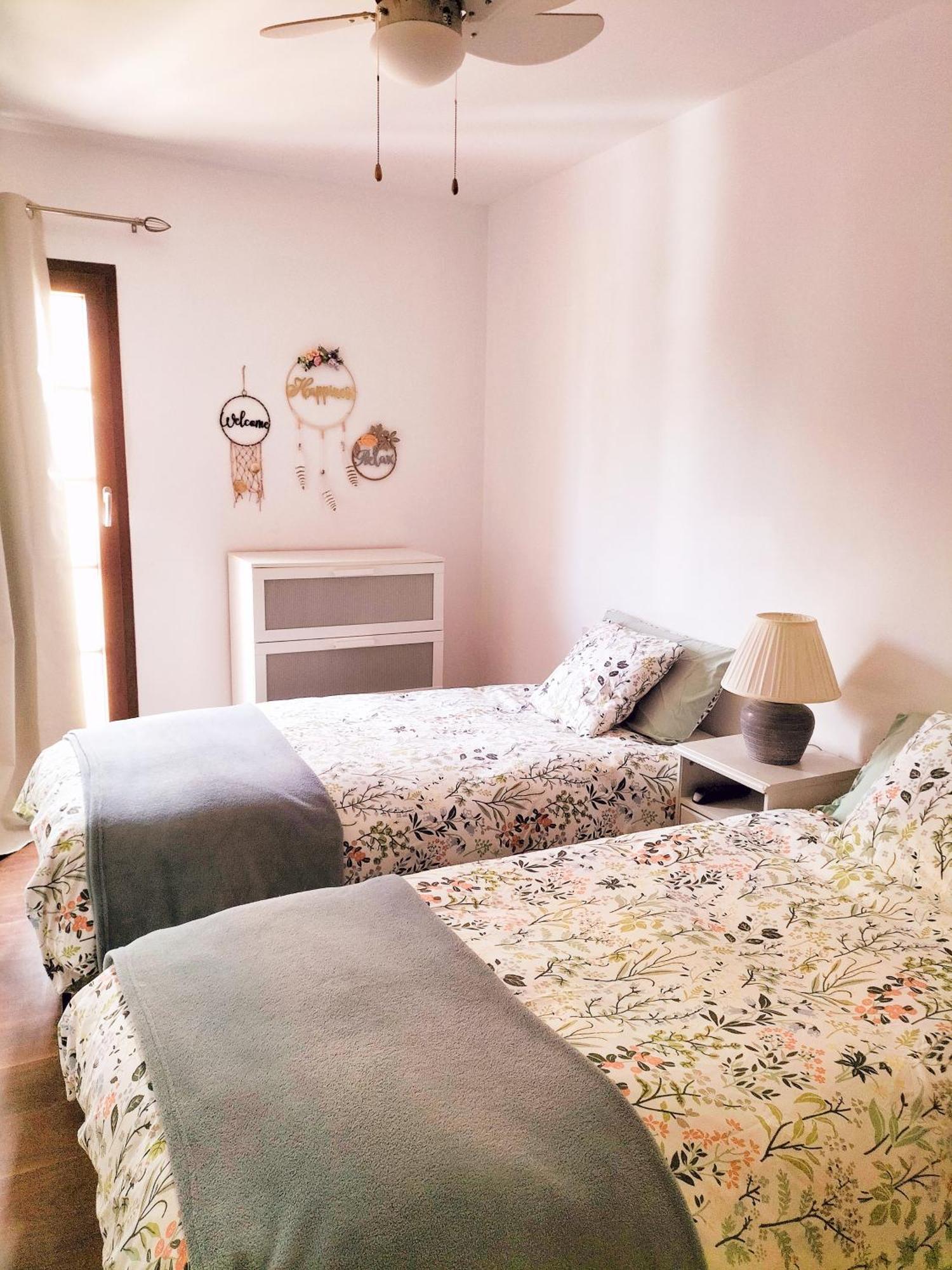 Valencia Beach Room With Private Bathroom Coliving Port Saplaya Kültér fotó